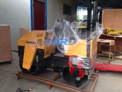 福瑞得機械2噸座駕壓路機、手扶雙輪壓路機準備包裝及時發(fā)貨