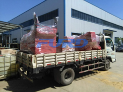 福瑞得機(jī)械手扶雙輪壓路機(jī)，座駕壓路機(jī)正式裝車發(fā)往客戶所在地